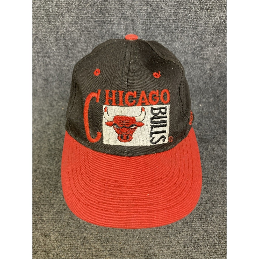 Chicago Bulls Youth NBA Snapback Red Brim Hat Cap Vintage 90s